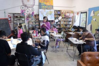 amenazas-de-tiroteos-en-escuelas:-adiviriteron-en-“qr!”-sobre-el-riesgo-de-perder-a-la-escuela-como-espacio-de-convivencia