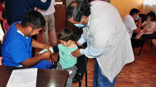 pobreza:-uno-de-cada-cinco-chicos-no-puede-ir-al-medico-por-falta-de-dinero