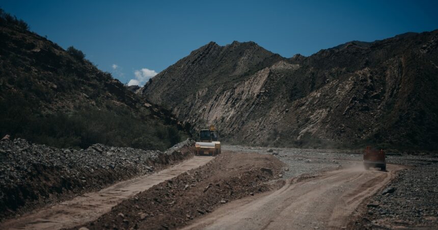 la-rioja-se-mete-en-la-pelea-por-la-renta-minera-y-bloquea-el-acceso-al-mayor-proyecto-de-cobre-y-oro-del-pais