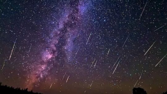 cuando-y-como-ver-la-lluvia-de-estrellas-liridas-2026-desde-la-argentina?