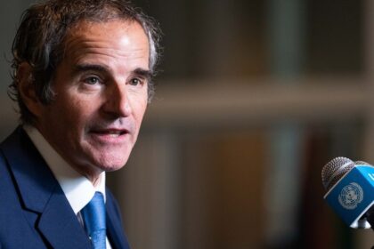 rafael-grossi:-“iran-no-tiene-la-bomba,-pero-tiene-un-elemento-importantisimo-para-un-arma-nuclear.-para-varias,-para-mas-de-diez”