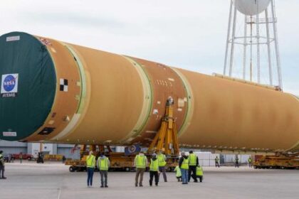 la-nasa-presento-la-etapa-central-del-cohete-space-launch-system-que-se-utilizara-en-la-mision-artemis-iii