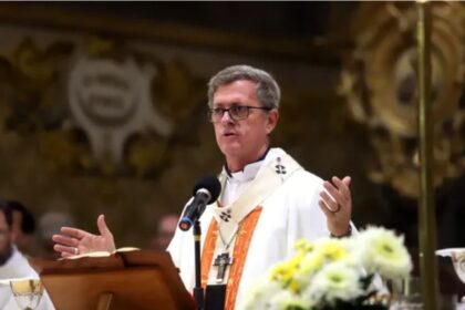 buenos-aires-archbishop-calls-to-end-political-hostility-in-homage-to-pope-francis
