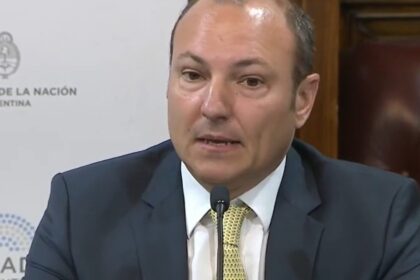 “el-tiene-en-la-cabeza-180,-200-mil-dolares”:-citaron-a-un-juez-federal-de-rosario-por-un-supuesto-pedido-de-coimas