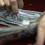 nueva-multa-a-una-casa-cambio:-creen-que-el-“rulo”-con-el-dolar-en-el-gobierno-de-alberto-puede-llegar-a-us$-1.500-millones
