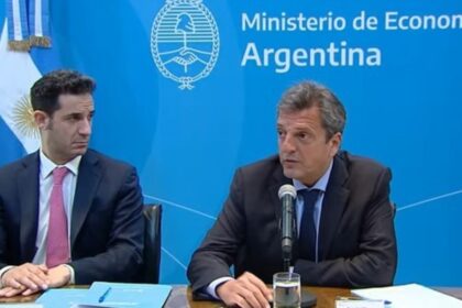 sira:-la-justicia-habria-detectado-el-pago-de-coimas-para-importar-en-el-gobierno-de-alberto-fernandez-y-sergio-massa