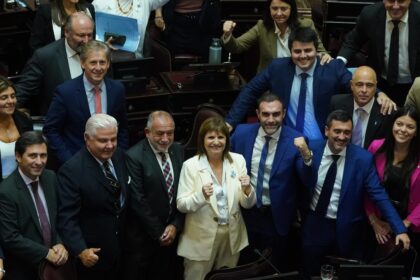 ingreso-al-senado-la-reforma-electoral:-el-oficialismo-no-tiene-los-votos-para-eliminar-las-paso-y-explora-opciones