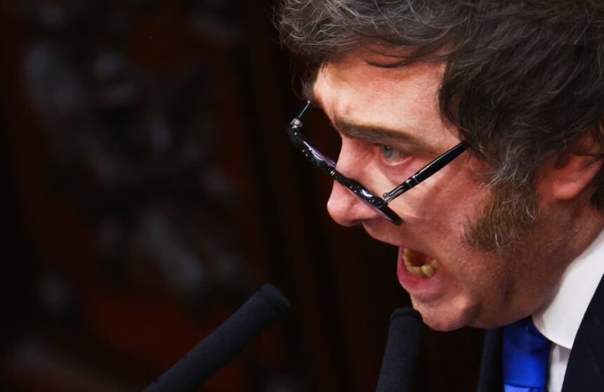 denuncian-a-periodistas-de-tn-por-filmar-dentro-de-la-casa-rosada-y-milei-los-califico-de-“basuras-inmundas”