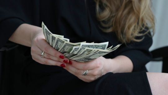 a-cuanto-cotiza-el-dolar-hoy,-jueves-23-de-abril-de-2026