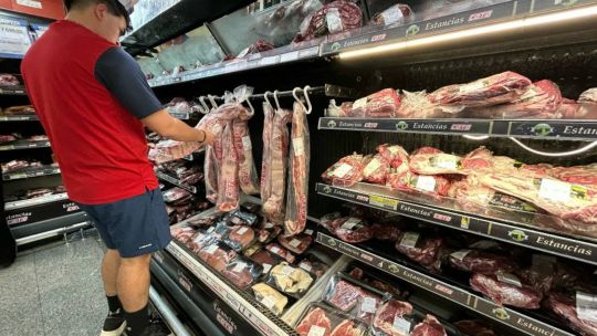 la-confianza-del-consumidor-cayo-5,7%-en-abril-y-toco-su-nivel-mas-bajo-en-meses