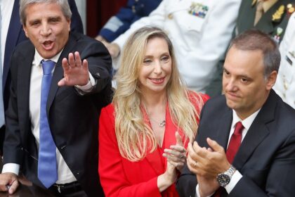 caputo-apura-otro-ajuste:-vence-el-plazo-para-que-los-ministros-entreguen-un-nuevo-plan-de-recortes