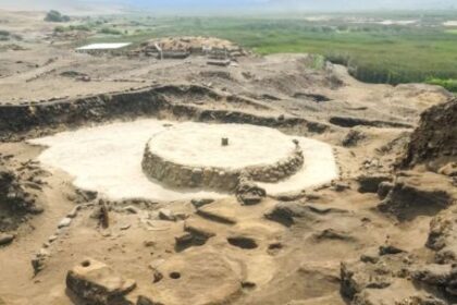 peru:-descubren-en-aspero-una-estructura-de-4.000-anos-que-revela-el-uso-de-la-astronomia-en-la-civilizacion-caral