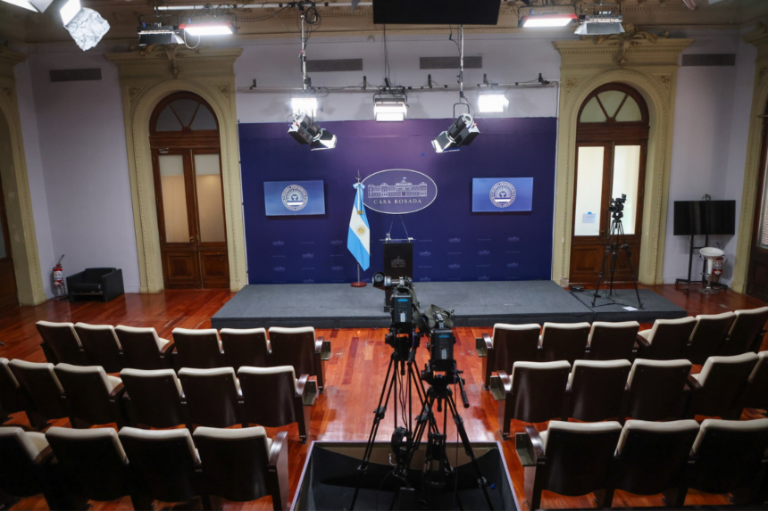 argentina-government-bars-all-accredited-reporters-from-presidential-palace