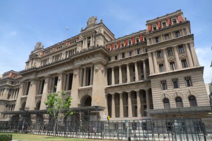 labor-reform-in-effect-as-judiciary-overturns-cgt-injunction-request