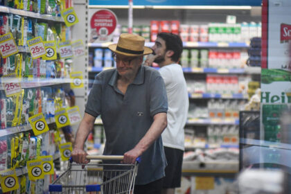 ¿se-viene-el-rebote?:-para-los-privados-hubo-un-repunte-del-1,5%-en-el-consumo-masivo-en-marzo