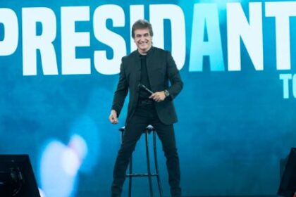 gebel-se-reunio-con-llaryora-y-acelera-su-armado-para-las-presidenciales-de-2027