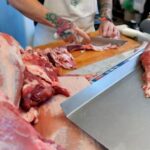 los-argentinos-dejaron-de-comer-5-kilos-de-carne-vacuna-en-un-ano-por-el-alza-de-precios
