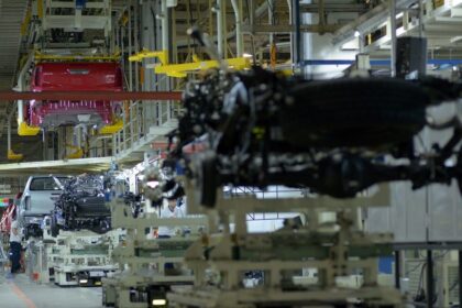 en-plena-apertura-a-las-importaciones-chinas,-toyota-argentina-apunta-a-una-exportacion-record