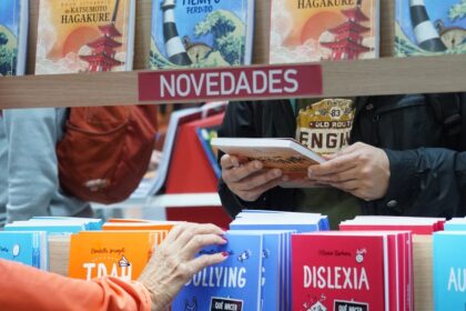 feria-del-libro-2026:-los-recomendados-de-hoy-24-de-abril