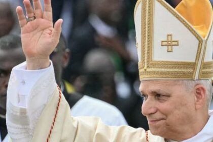 el-populista-contra-el-papa:-leon-xiv-desafia-la-moral-de-trump