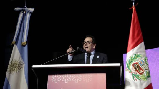 milei’s-culture-secretary-heckled-at-opening-of-50th-buenos-aires-book-fair