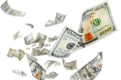 a-cuanto-cerro-el-dolar-hoy,-viernes-24-de-abril