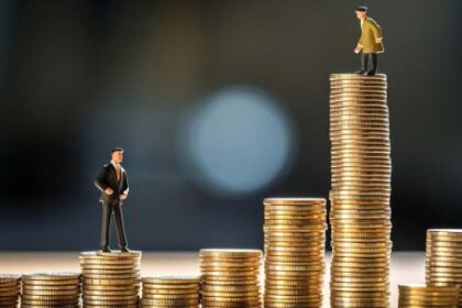 caen-las-tasas-y-sube-el-dolar:-como-impacta-en-los-ahorros
