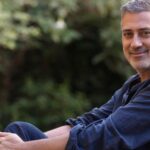 andrea-bajani:-“la-novela-es-un-activador-de-autobiografia-en-el-lector”