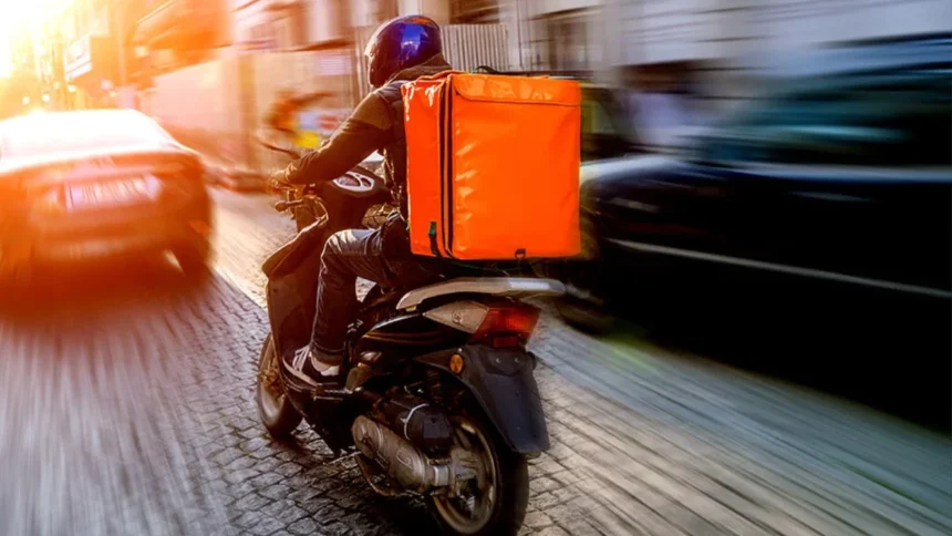 delivery,-¿a-que-costo?-el-impacto-invisible-detras-de-tu-pedido-en-30-minutos