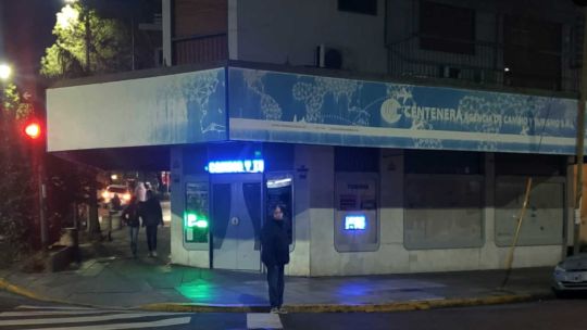 causa-dolar-blue:-una-casa-de-cambio-investigada-recibio-$9.200-millones-y-estaba-a-nombre-de-un-colocador-de-aire-acondicionado