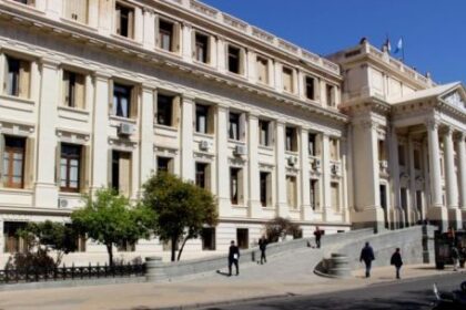 escandaloso:-en-una-causa-por-la-industria-del-juicio-a-las-art-esta-acusado-un-juez-civil-de-cordoba