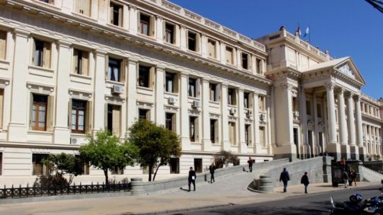 escandaloso:-en-una-causa-por-la-industria-del-juicio-a-las-art-esta-acusado-un-juez-civil-de-cordoba
