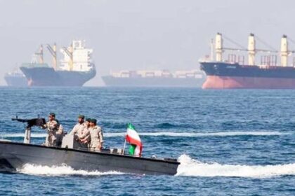 estados-unidos-e-iran-reanudan-el-dialogo,-con-ormuz-bloqueado