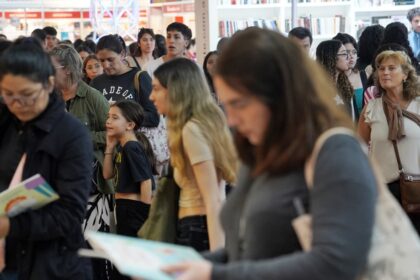 feria-del-libro-2026:-los-recomendados-de-hoy-25-de-abril