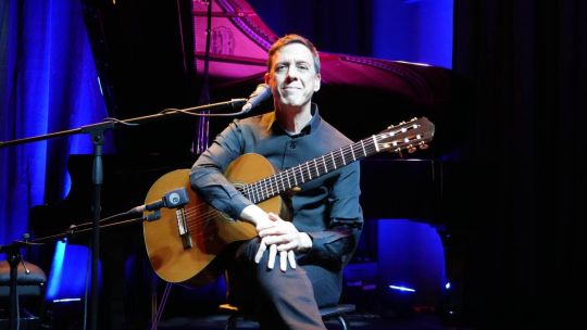“un-mundo-guardado”:-marcos-montes-lleva-a-escena-su-intimo-homenaje-a-yupanqui