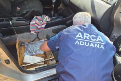 en-un-control-en-misiones,-descubrieron-48-kilos-de-marihuana-valuados-en-mas-de-160-mil-dolares-escondidos-en-un-auto