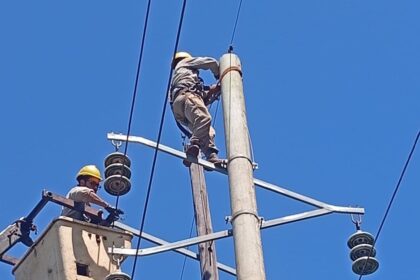 tras-el-recorte-nacional-de-subsidios,-misiones-distribuye-el-aumento-de-la-luz-en-cuotas