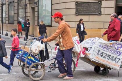 dificultad-para-hacer-amigos:-un-indicador-olvidado-de-la-pobreza-en-las-infancias