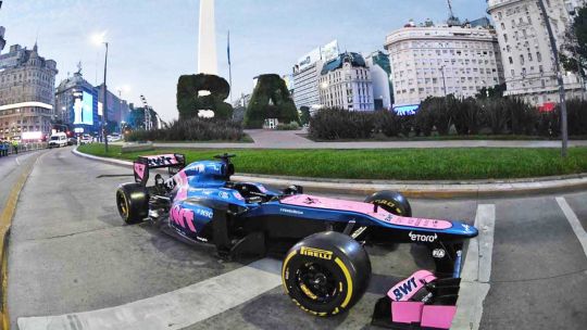 todo-listo-para-vivir-el-road-show-de-franco-colapinto-en-palermo