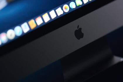 hackers-norcoreanos-apuntan-a-usuarios-de-apple-con-falsas-videollamadas:-como-funciona-el-engano-con-el-malware-“mach-o-man”