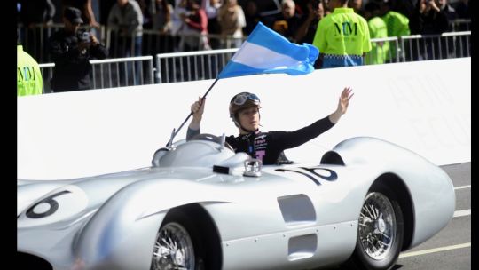 f1-road-show-en-palermo:-colapinto-presidente