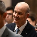 sturzenegger-justifico-los-despidos-en-el-servicio-meteorologico:-“los-millones-de-dolares-que-requieren-esos-sueldos-es-dinero-que-pagan-otras-familias”