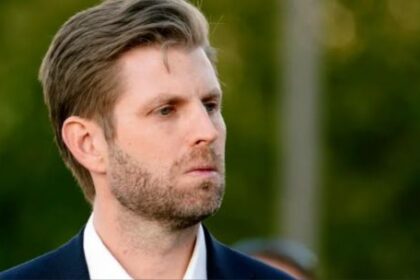 el-presentador-seth-meyers-cuestiono-un-contrato-de-24-millones-de-dolares-otorgado-a-una-startup-de-robotica-de-eric-trump