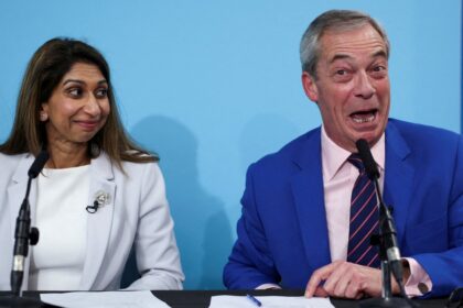 el-lider-de-la-ultraderecha-britanica-y-aliado-de-milei-viajara-a-la-argentina-para-afirmar-que-las-malvinas-son-“innegociables”