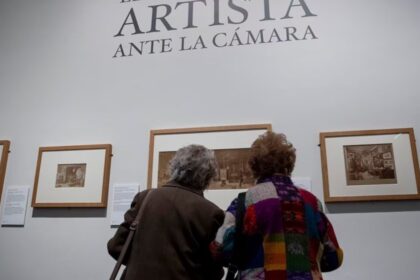 el-prado-explora-como-la-fotografia-transformo-la-identidad-de-los-artistas-en-el-siglo-xix