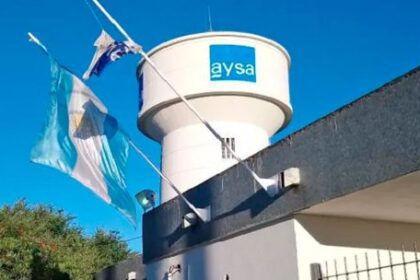 nuevos-aumentos-de-aysa:-cuanto-sube-el-agua-en-mayo-en-el-amba