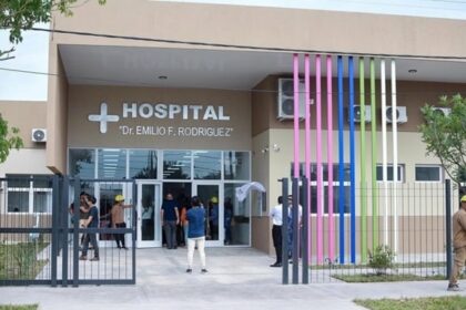 buscan-a-una-docente-que-se-hizo-pasar-por-medica,-firmo-actas-de-defuncion-y-receto-medicamentos-en-hospitales-de-chaco