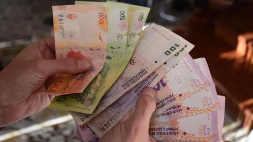 el-intendente-de-posadas-«lalo»-stelatto-anuncio-el-pago-de-haberes-para-trabajadores-municipales