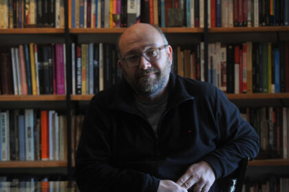 federico-lorenz:-“los-discursos-totales-y-de-logica-binaria-son-muy-tramposos”
