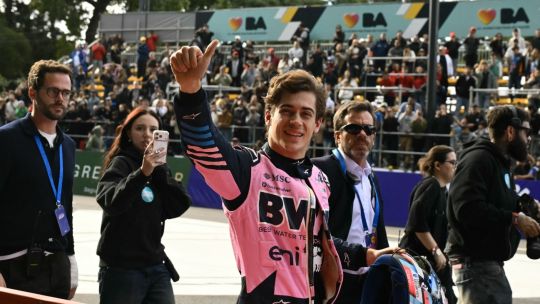 ‘colapinto-mania’ sweeps-streets-of-buenos-aires-in-historic-formula-1-show